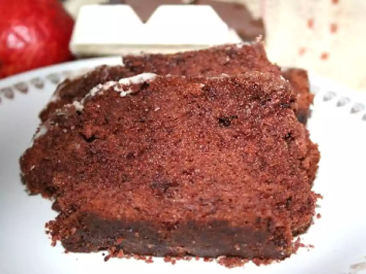 Chec cu cacao, mere si ciocolata