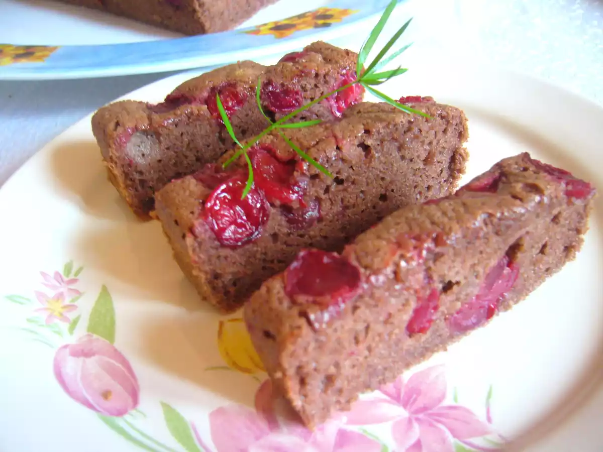 Chec cu cacao si visine