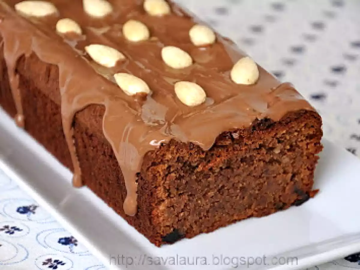 Chec cu ciocolata, prune uscate si rom - poza 2