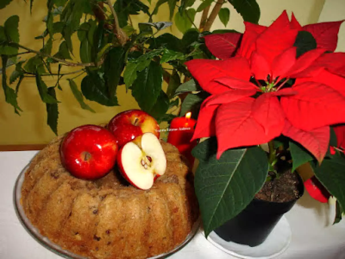 Chec cu mere, nuci si stafide - poza 2