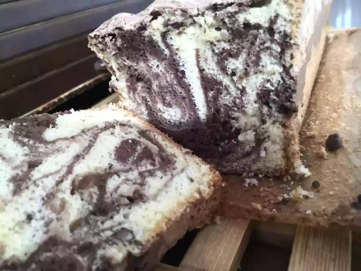 Chec cu nuca si ciocolata