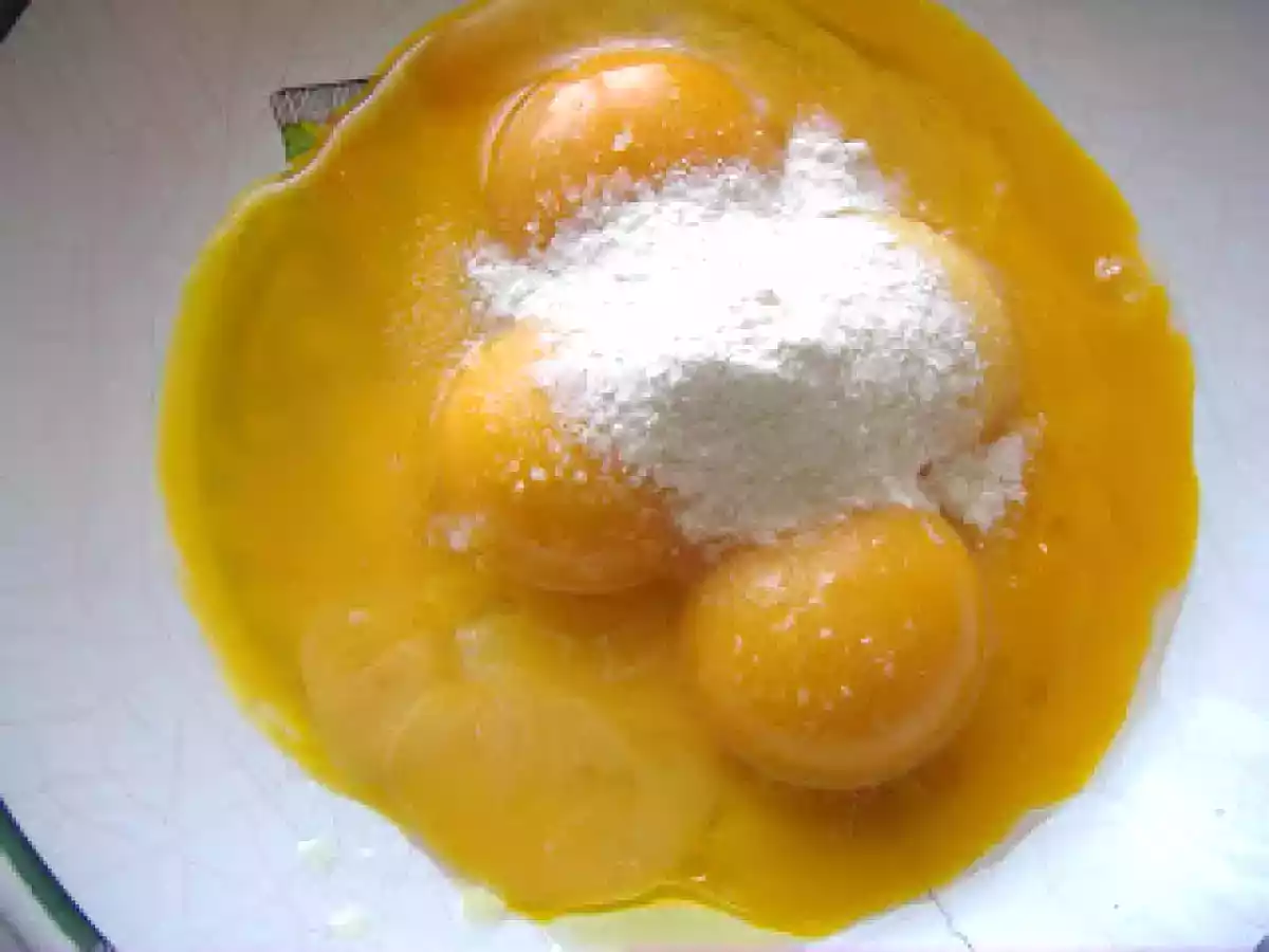 Chec cu nuca si stafide - poza 3