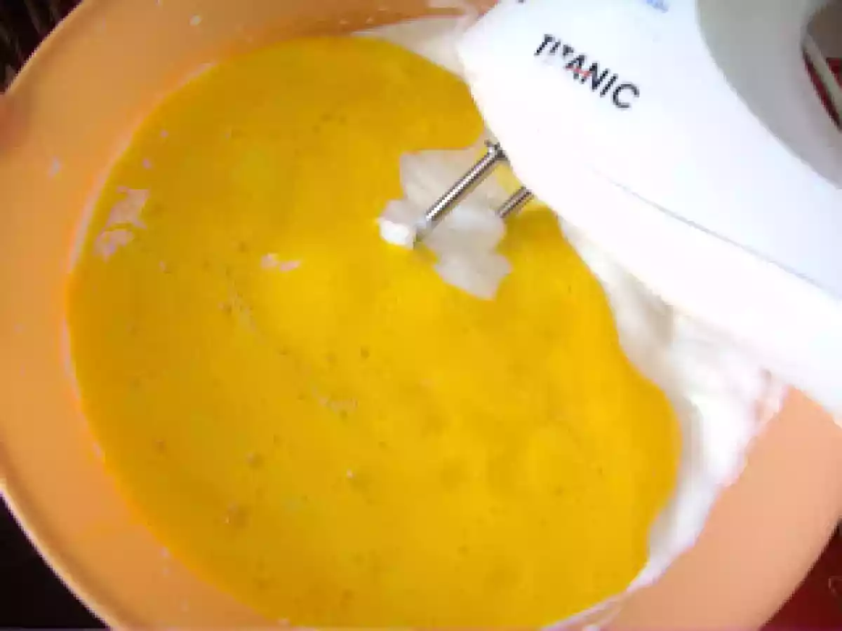 Chec cu nuca si stafide - poza 6