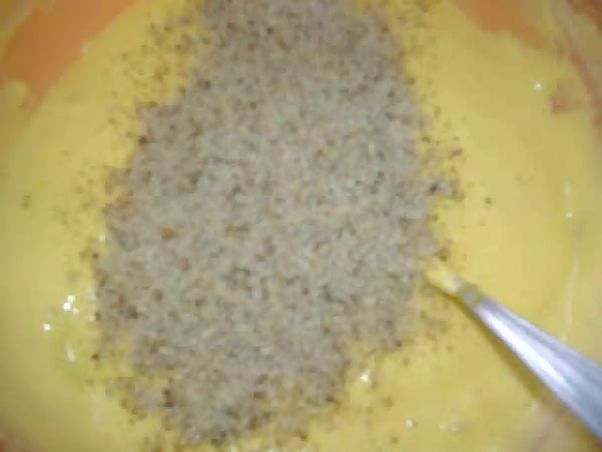 Chec cu nuca si stafide - poza 8