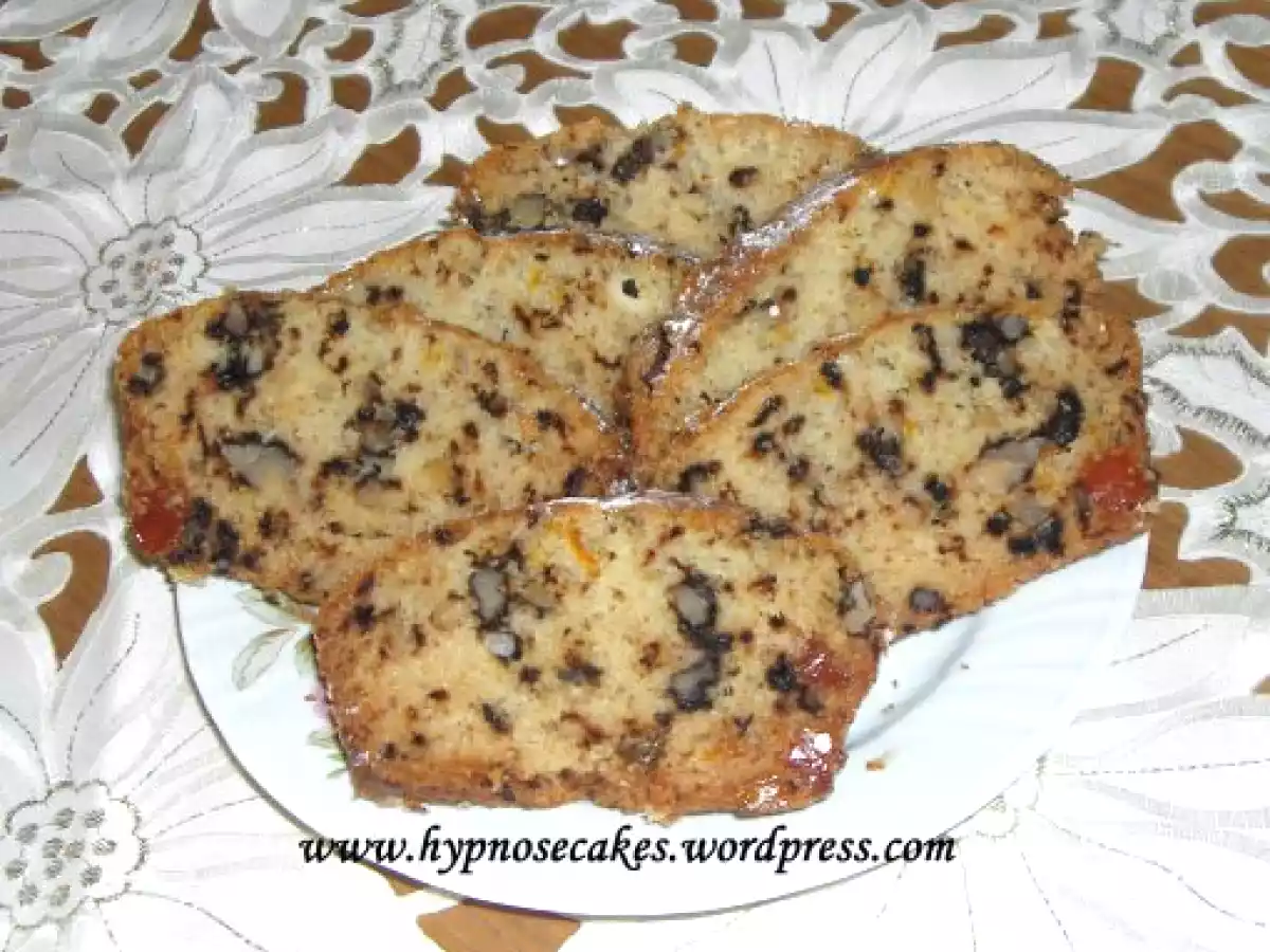 Chec de post cu rahat si nuci