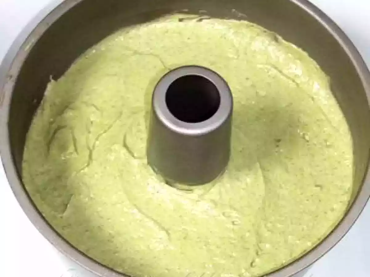 Chec din albusuri cu matcha - poza 2