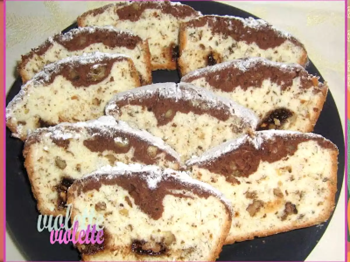 Chec din albusuri cu nuci si ciocolata