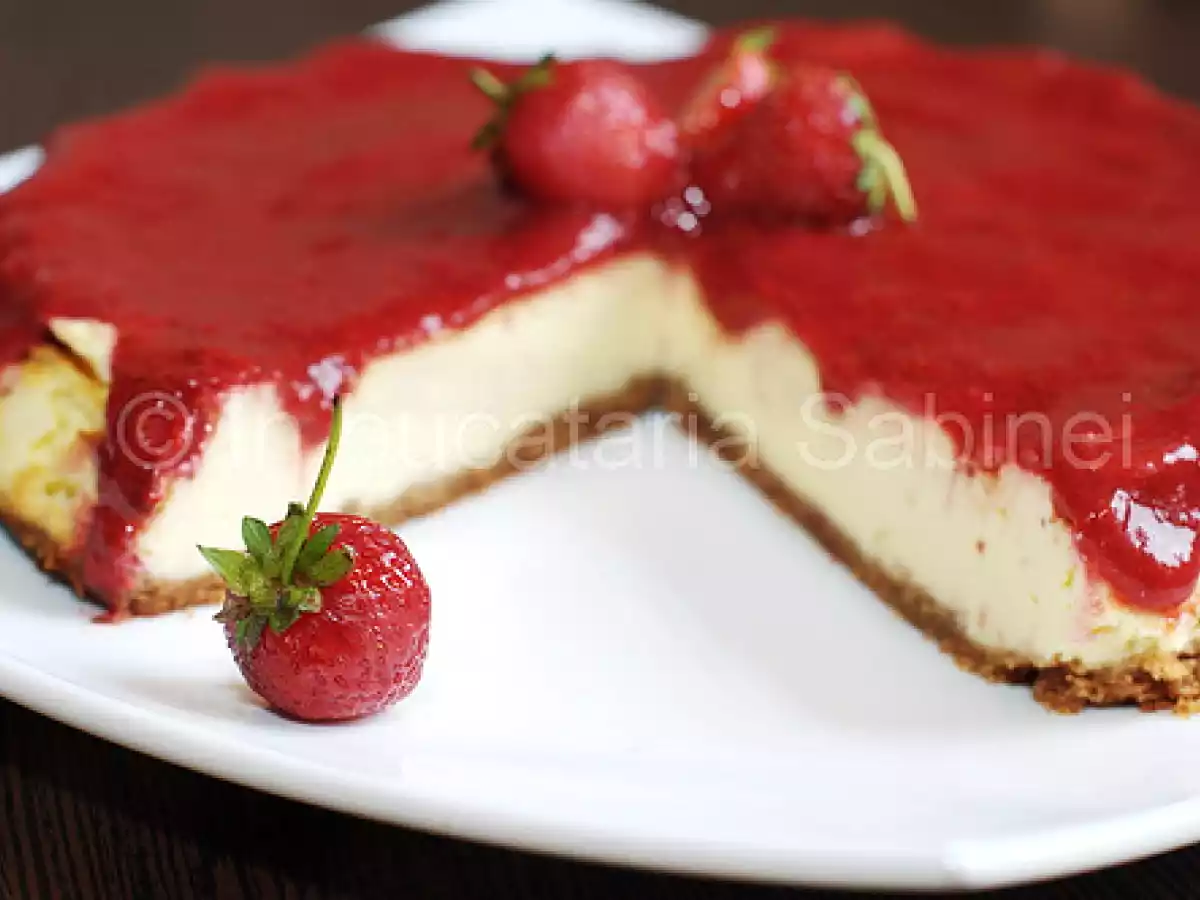 CHEESECAKE CU CAPSUNE - poza 2