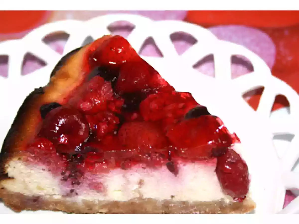 Cheesecake cu fructe de padure