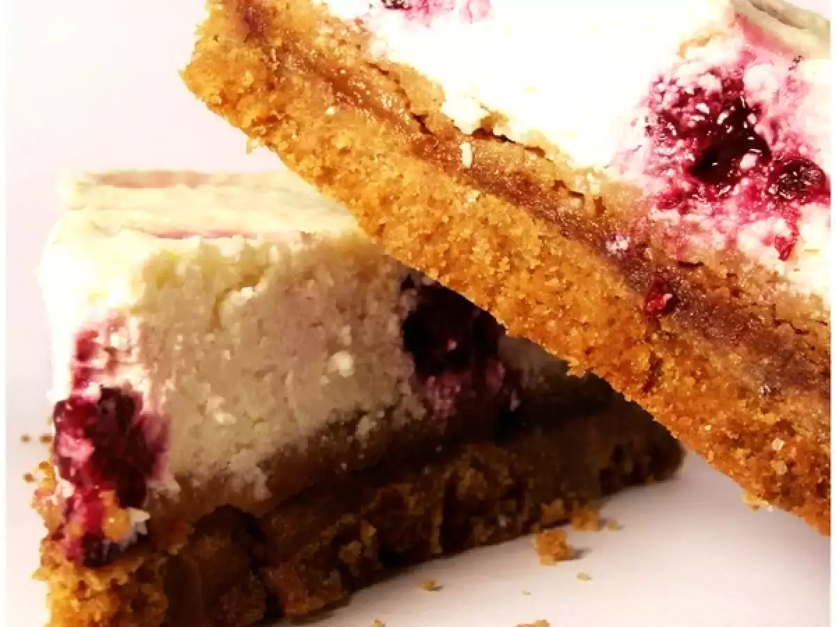 Cheesecake cu mure - poza 2