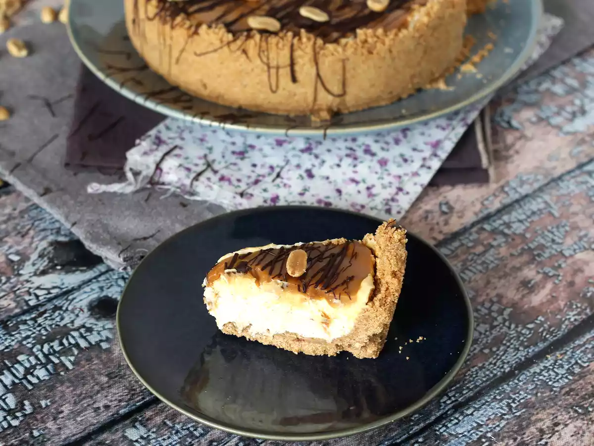Cheesecake cu Snickers - poza 2