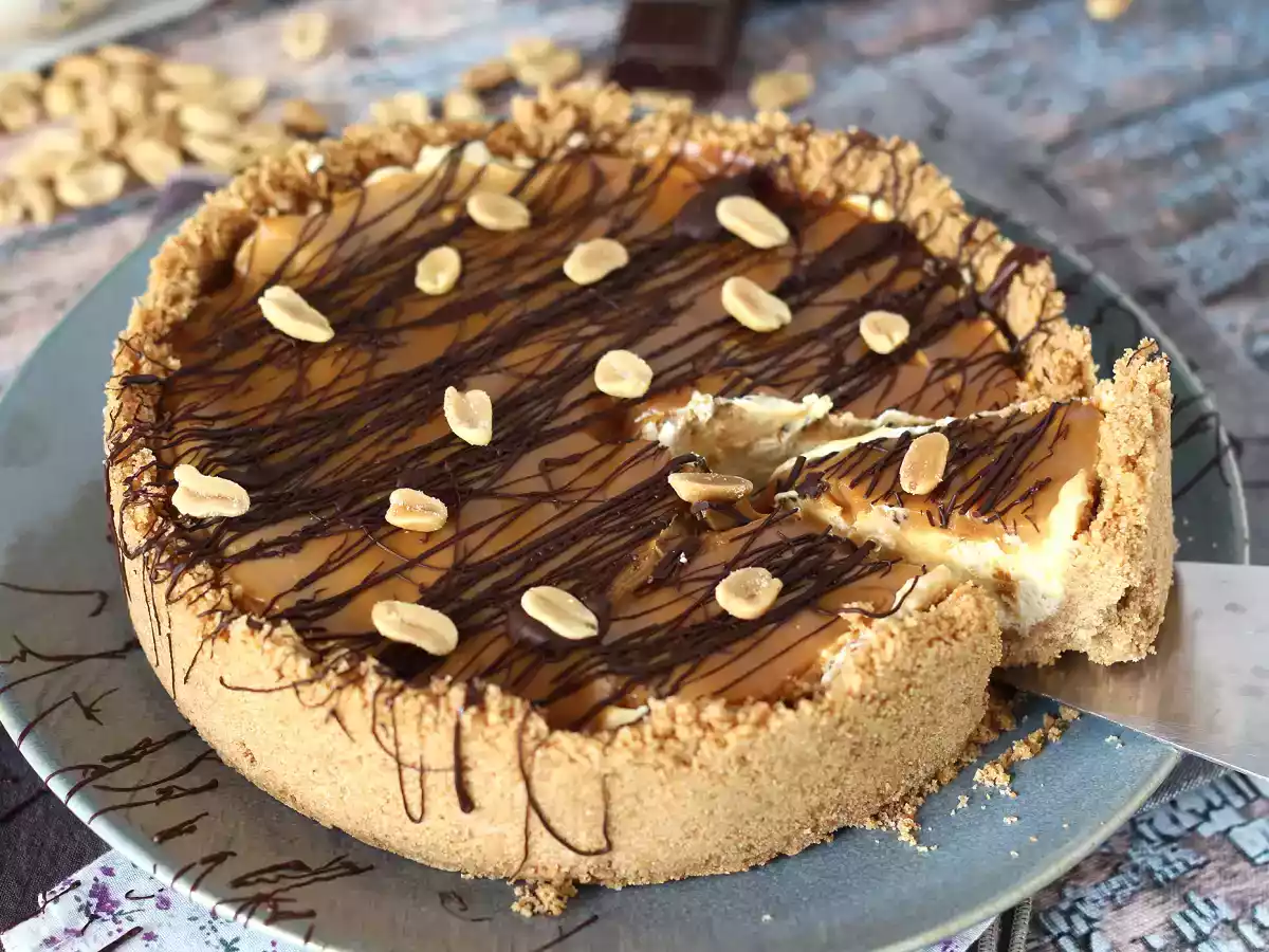 Cheesecake cu Snickers - poza 3