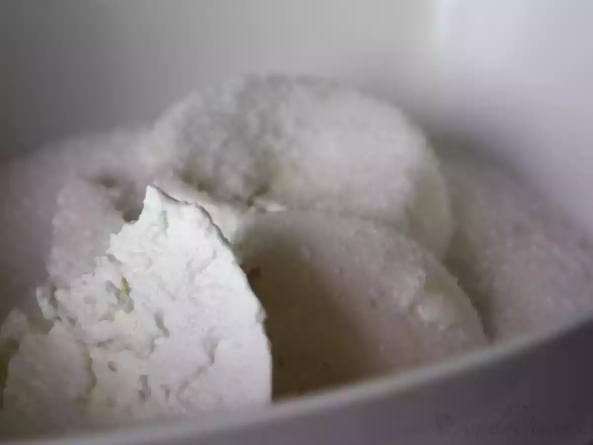 Cheesecake de ricotta si capsuni - poza 4