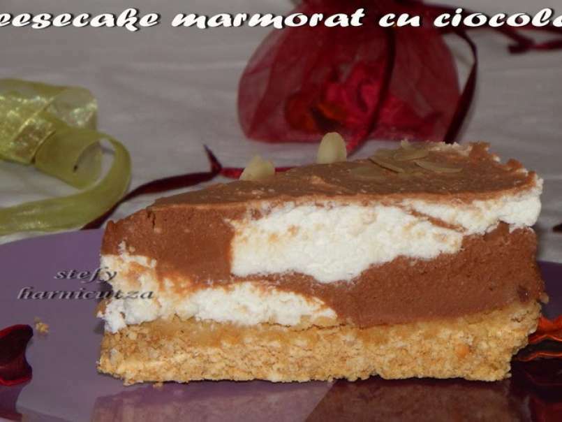 Cheesecake marmorat cu ciocolata, poza 1
