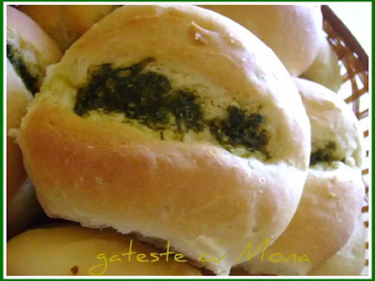 CHIFLE AROMATE CU USTUROI