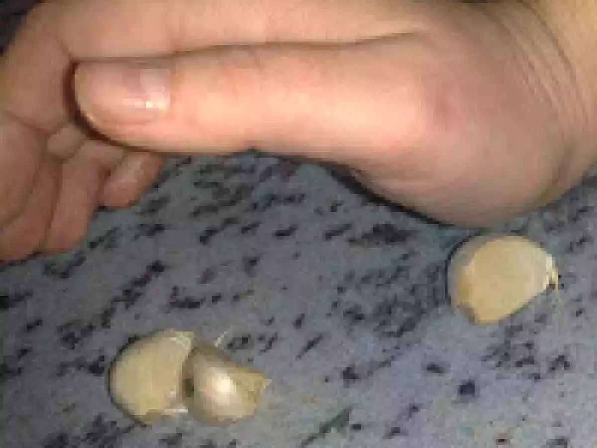 Chiftele de carne imbracate in cartofi - poza 6