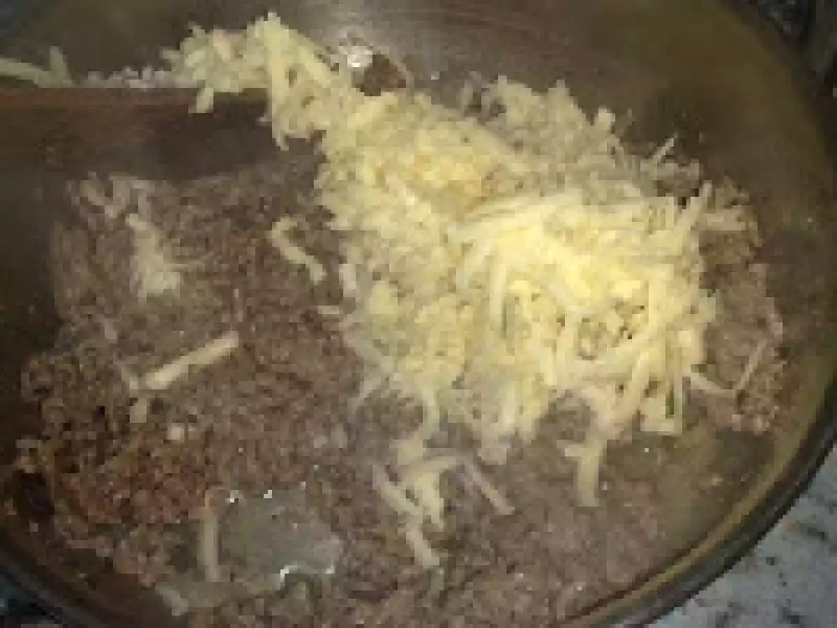 Chiftele de carne imbracate in cartofi - poza 10