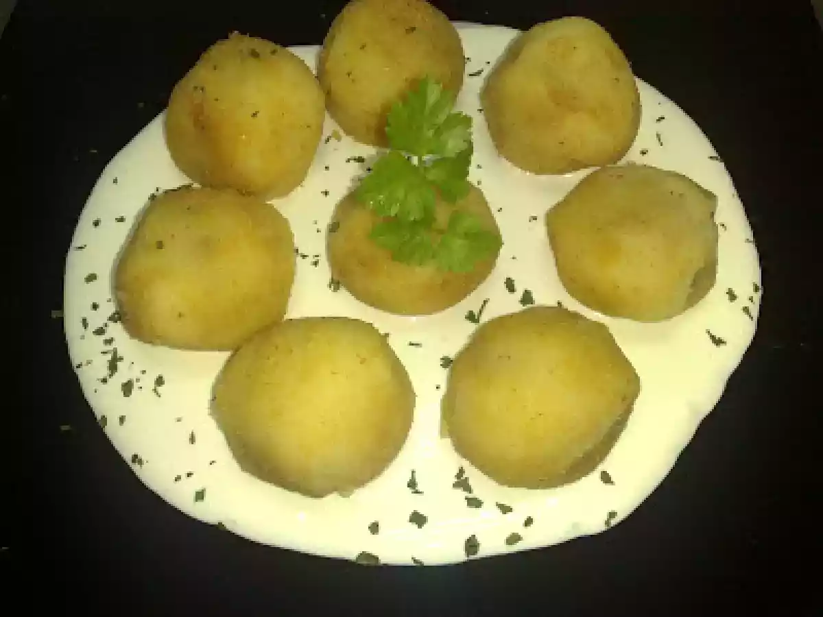 Chiftele de carne imbracate in cartofi - poza 20