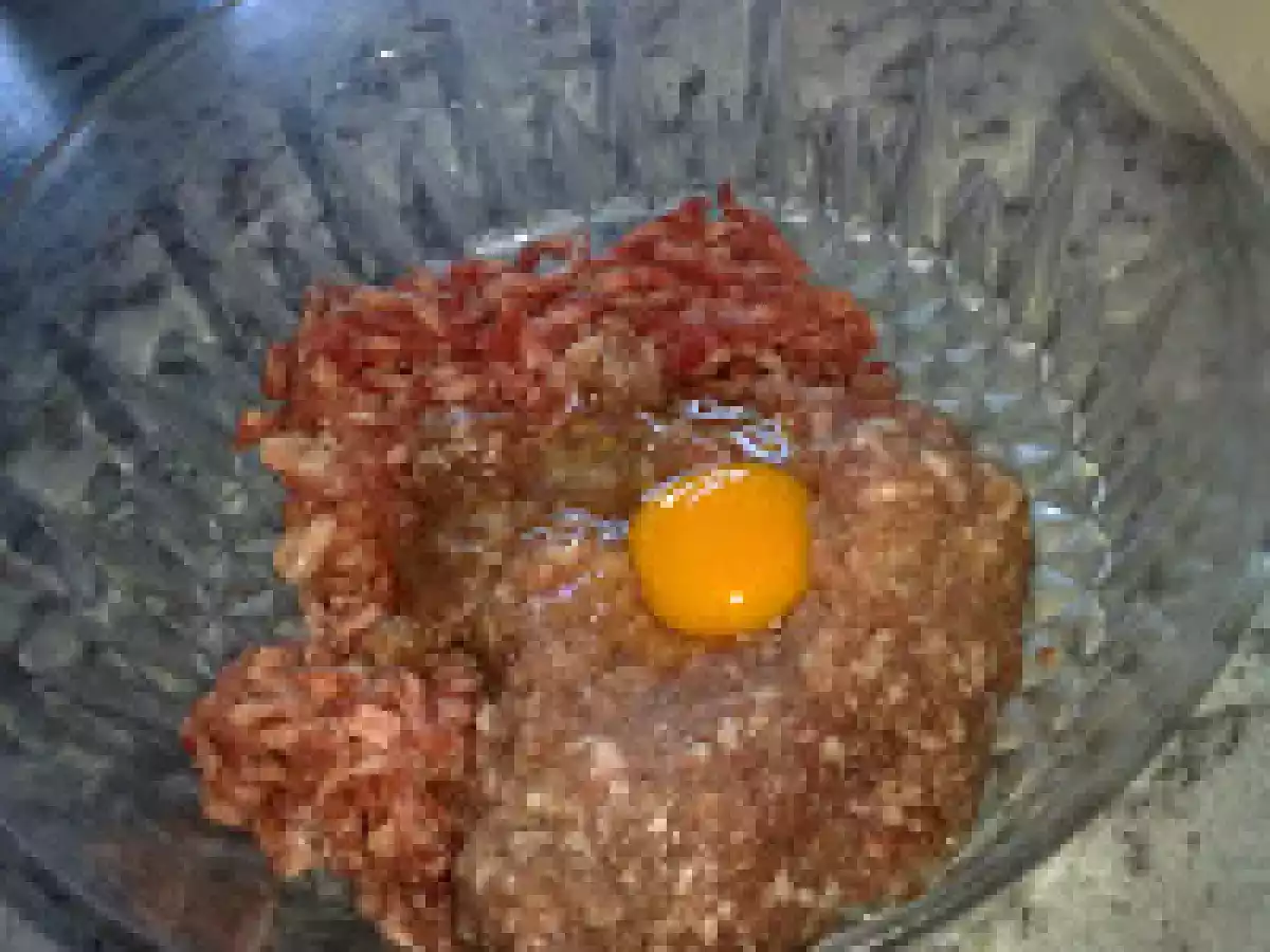 Chiftele pane in sos barbeque - poza 5