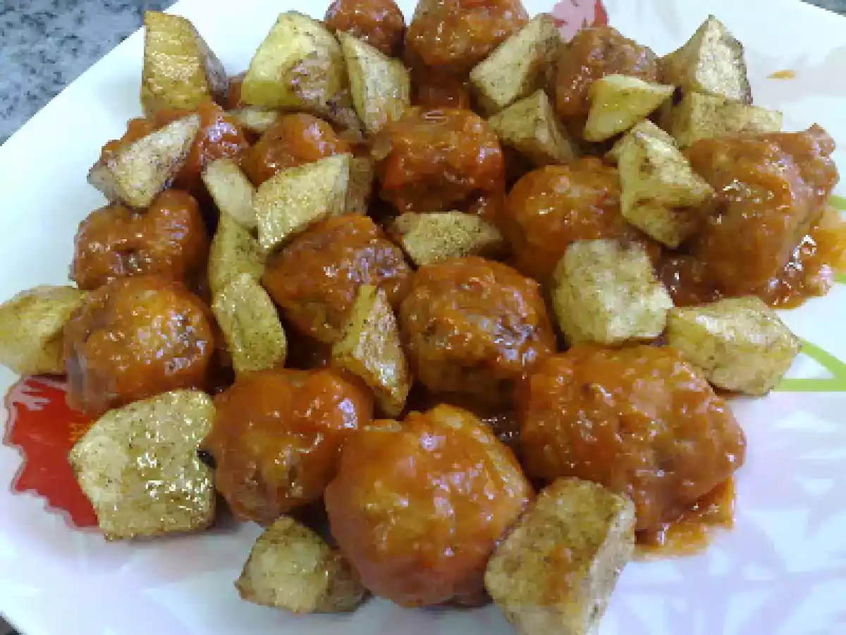 Chiftele pane in sos barbeque - poza 12