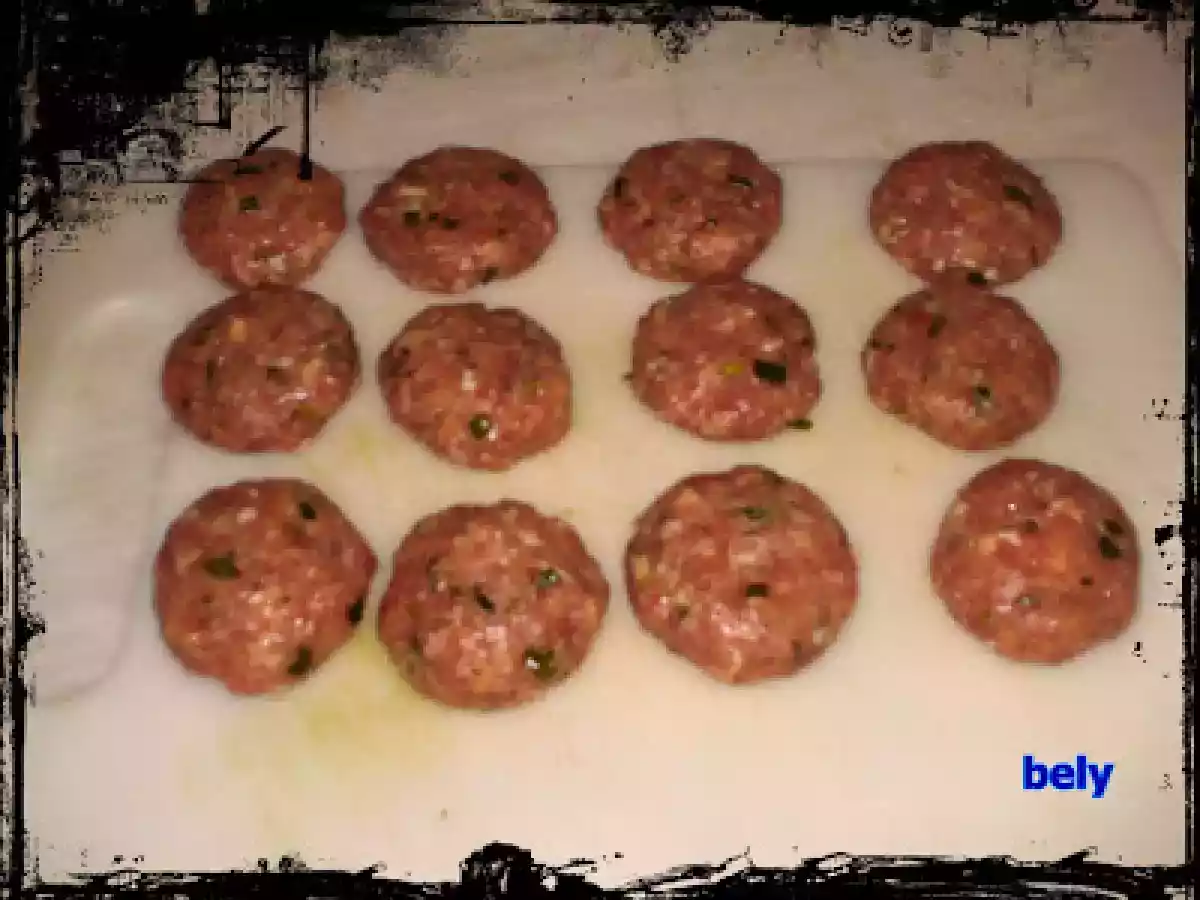 Chiftele umplute cu cascaval - poza 5