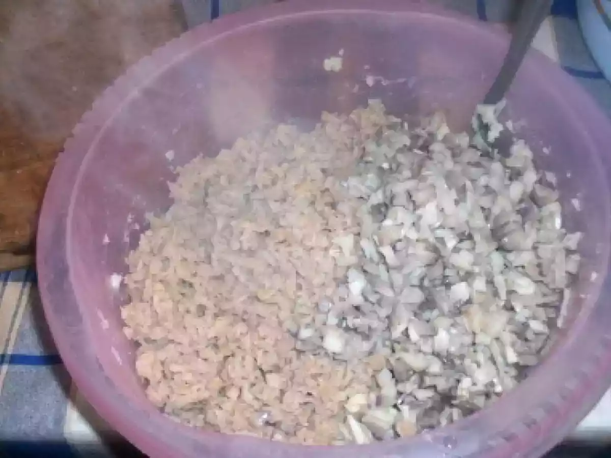 Chiftelute cu ciuperci si soia - poza 9