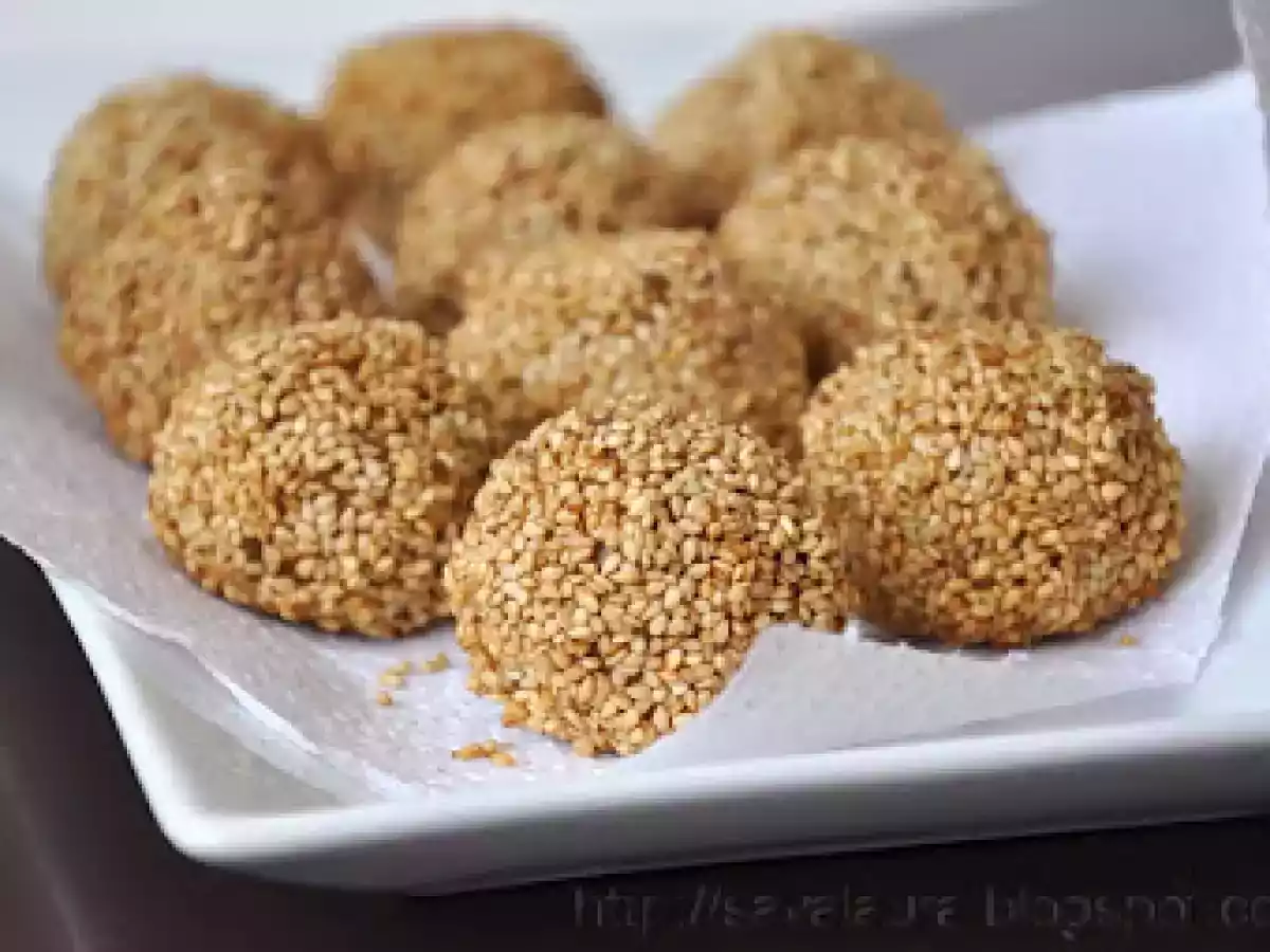 Chiftelute cu susan - poza 4