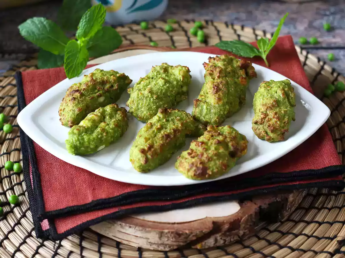 Chifteluțe de mazăre și feta în Air Fryer