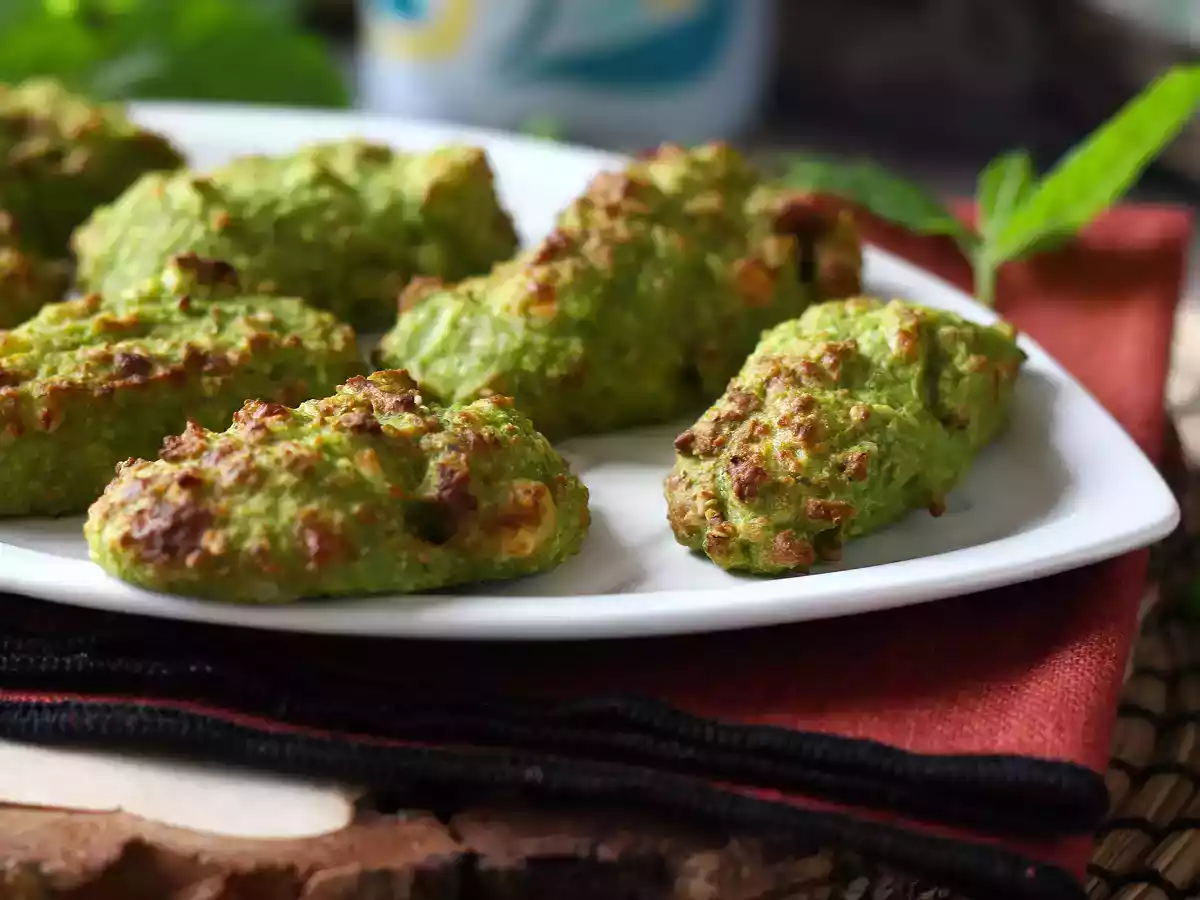 Chifteluțe de mazăre și feta în Air Fryer - poza 3