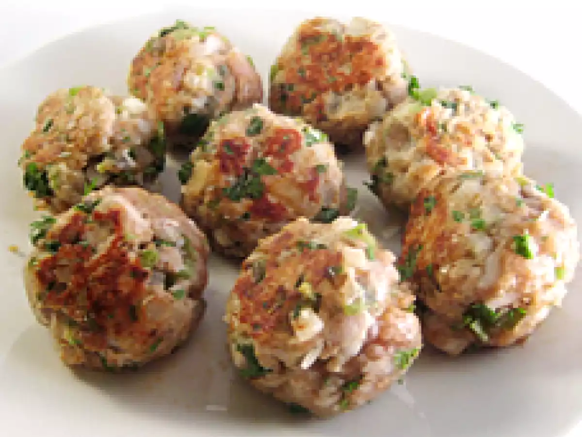 Chiftelute de pui cu legume - poza 3