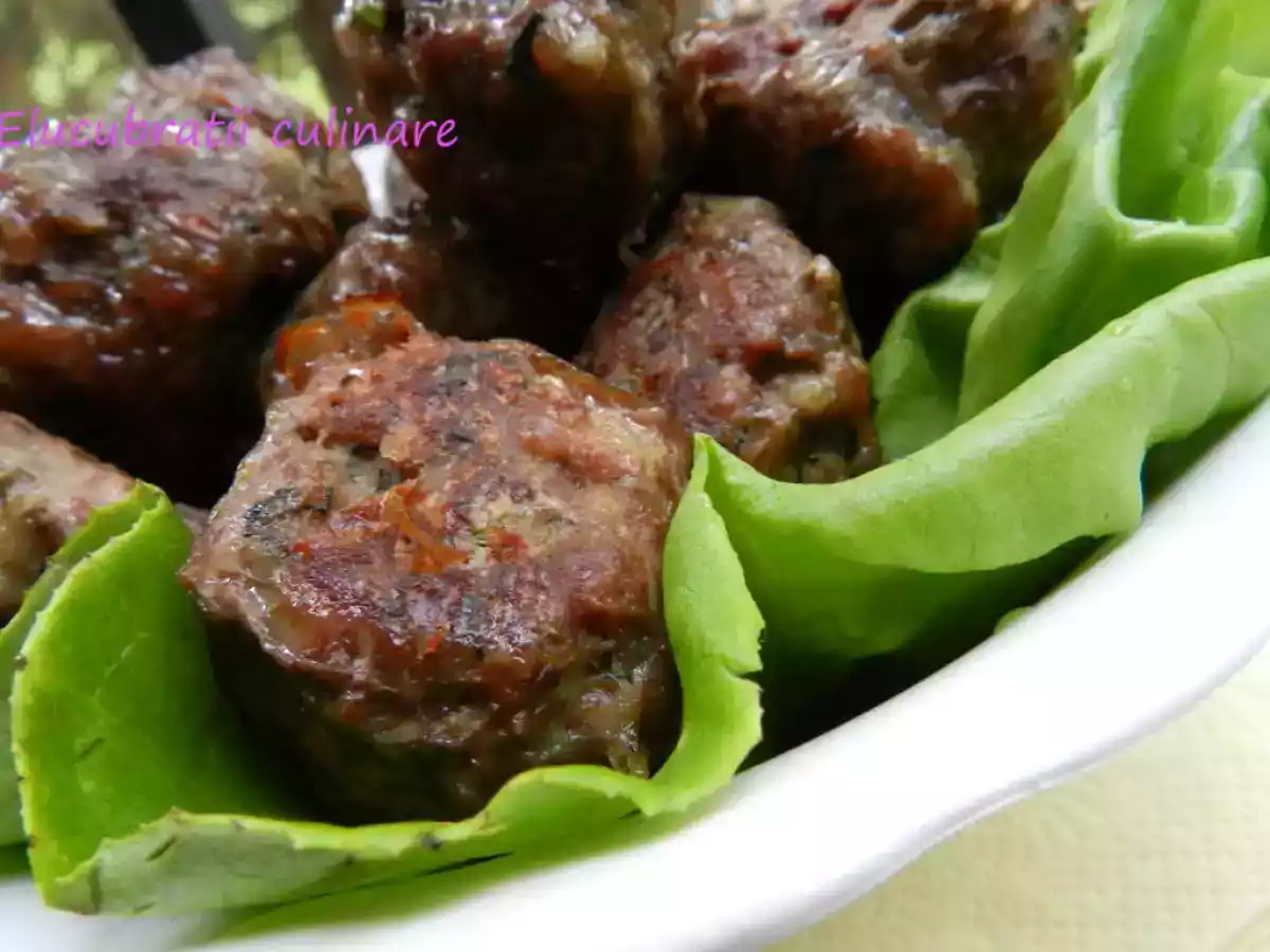 Chifteluțe dietetice de vită la cuptor