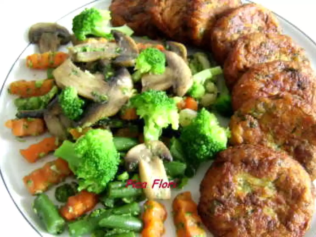 Chiftelute din dovlecel cu garnitura de legume - poza 2