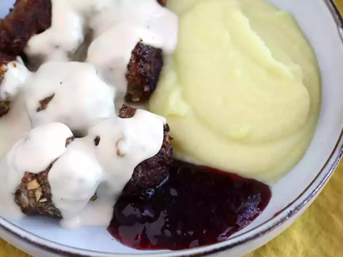 Chiftelute IKEA cu sos - poza 2