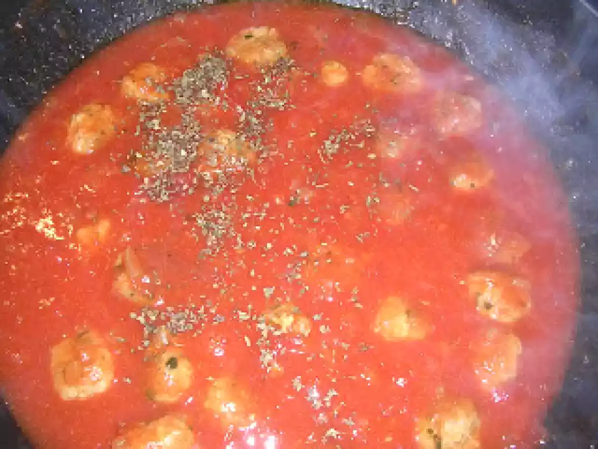 CHIFTELUTE IN SOS DE ROSII