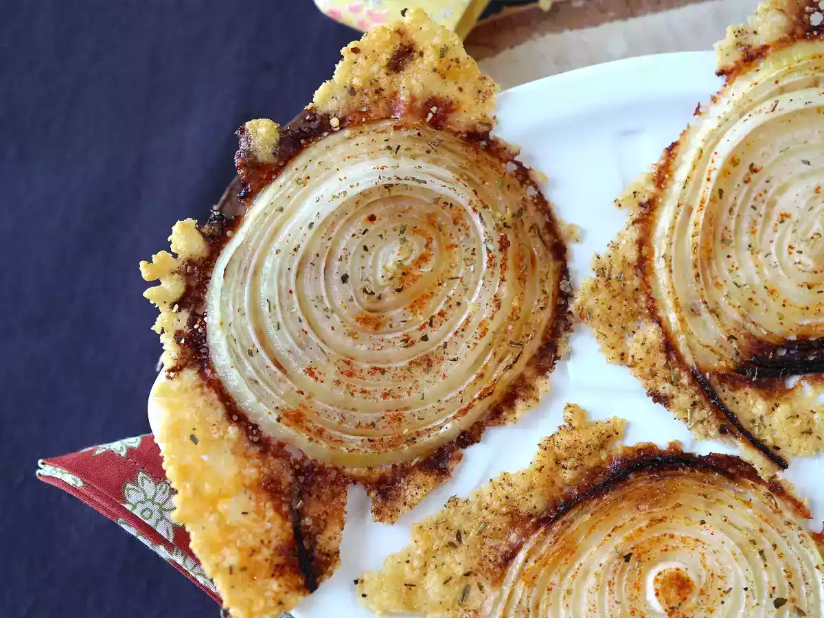 Chipsuri de casă super crocante cu ceapă și parmezan - poza 3