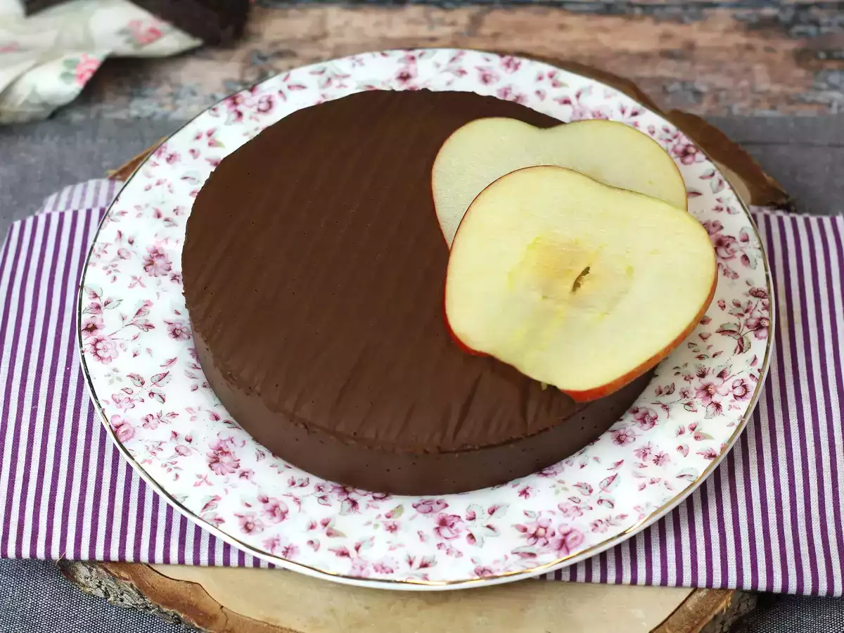 Chocolate apple fudge, un desert super-ușor de făcut cu doar 2 ingrediente! - poza 3