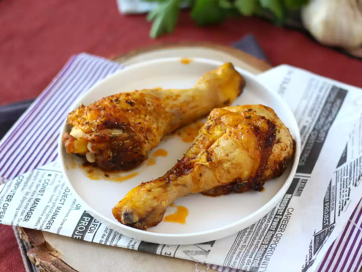 Ciocănele de pui marinate, la cuptor - foarte rapid de făcut!