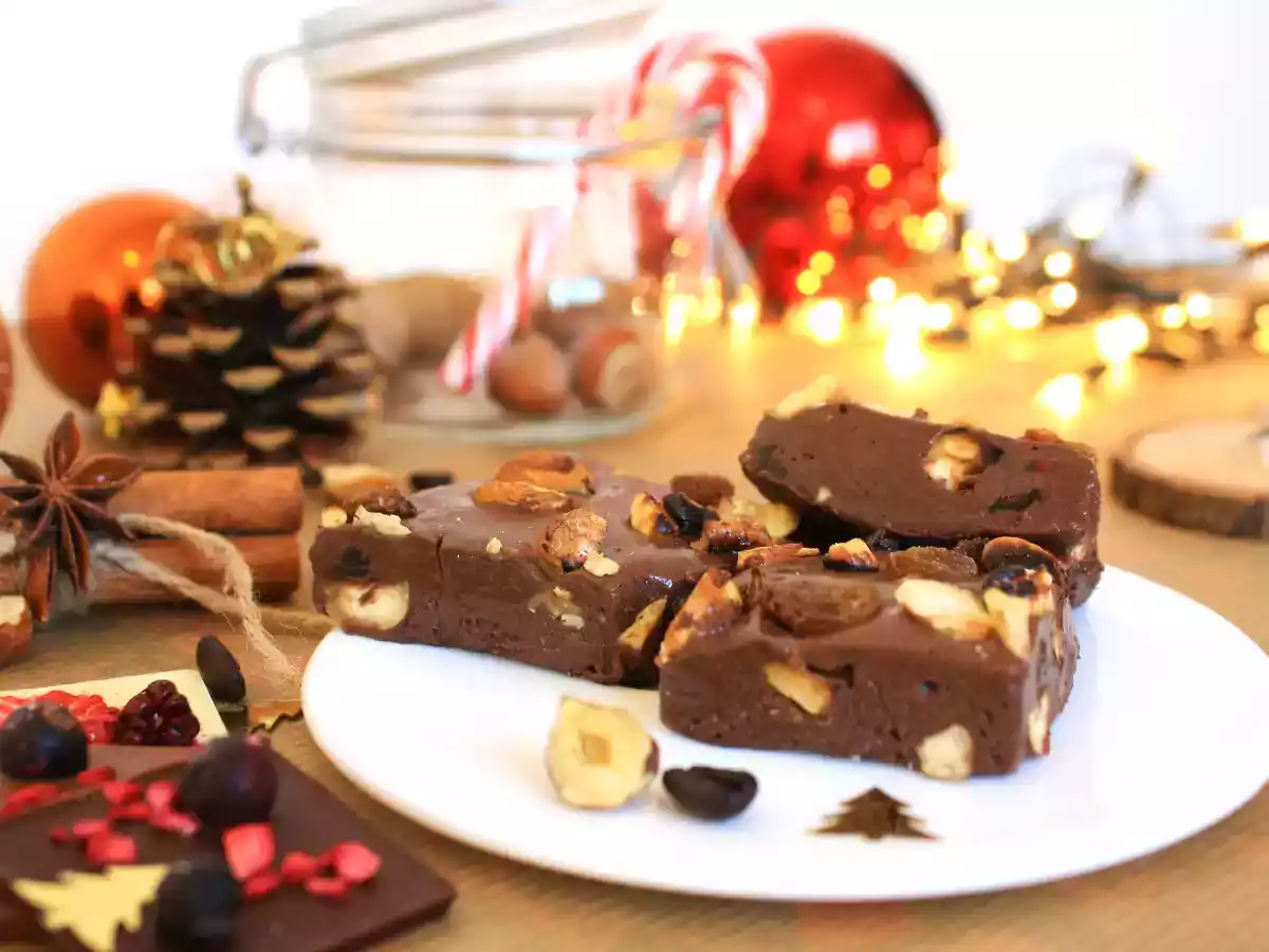 Ciocolata de Casa cu Alune Prajite