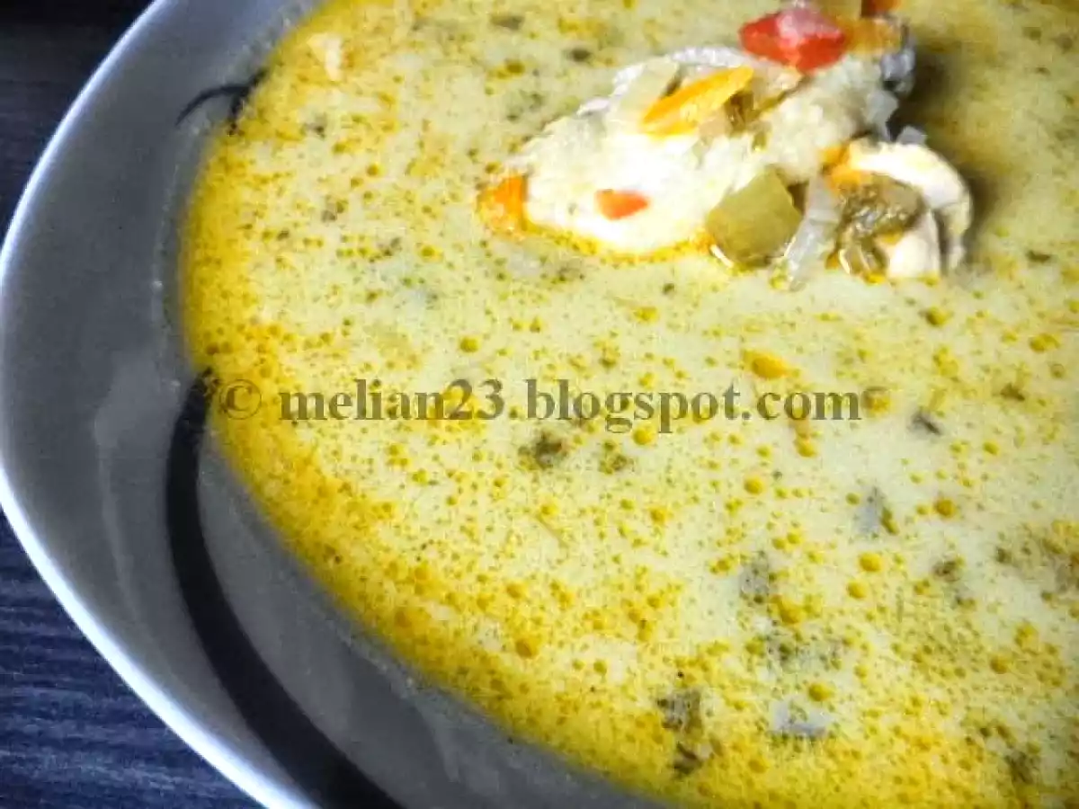 Ciorba ardeleneasca cu pui