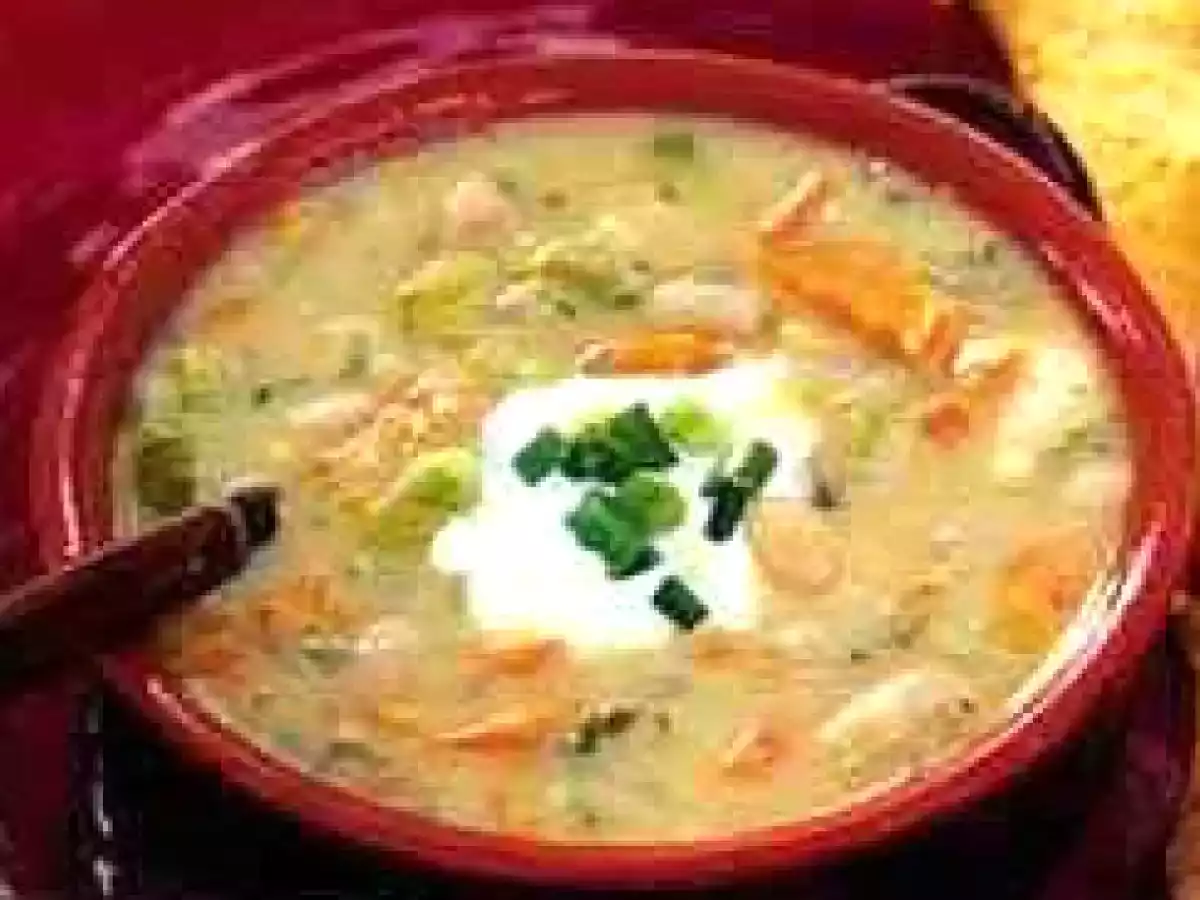 Ciorba cu Aripioare de Pui si Brocoli