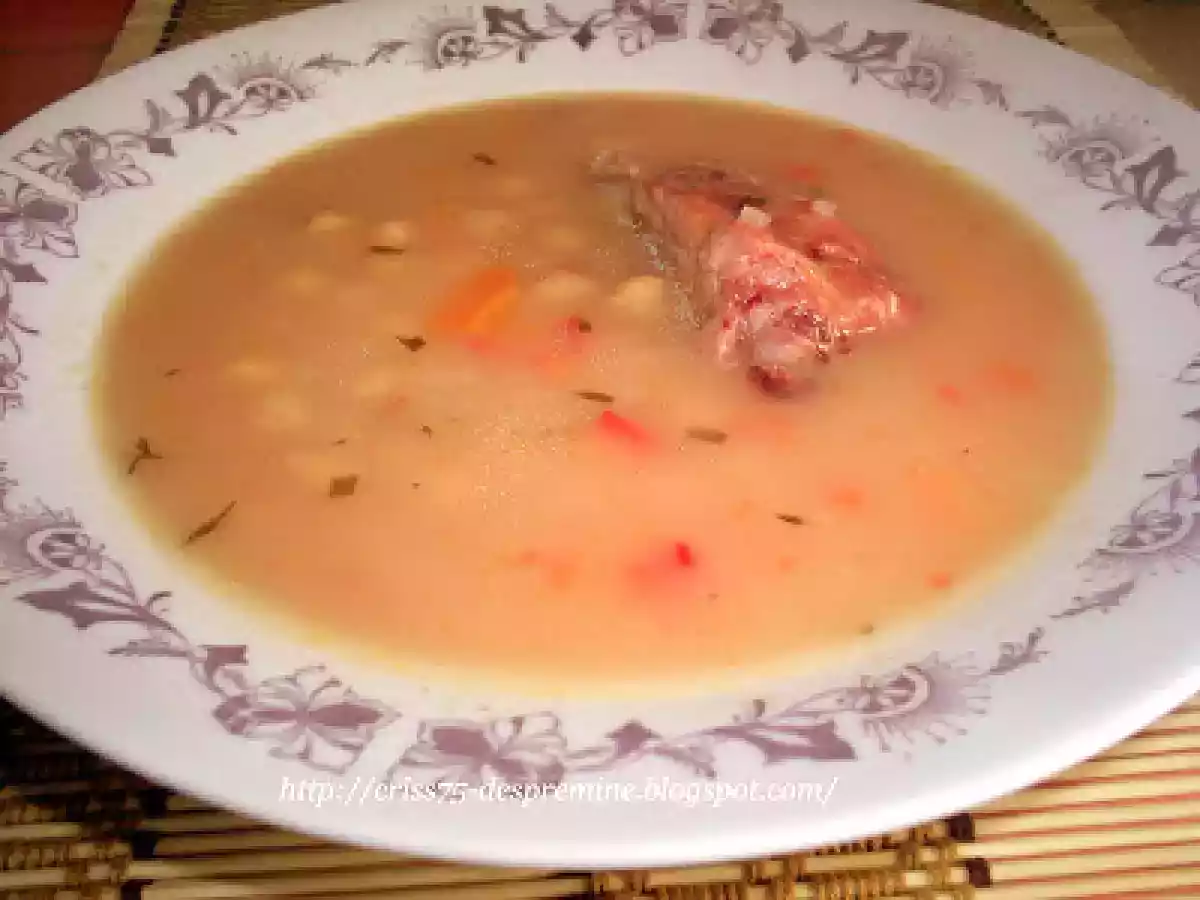 Ciorba de naut cu costita afumata