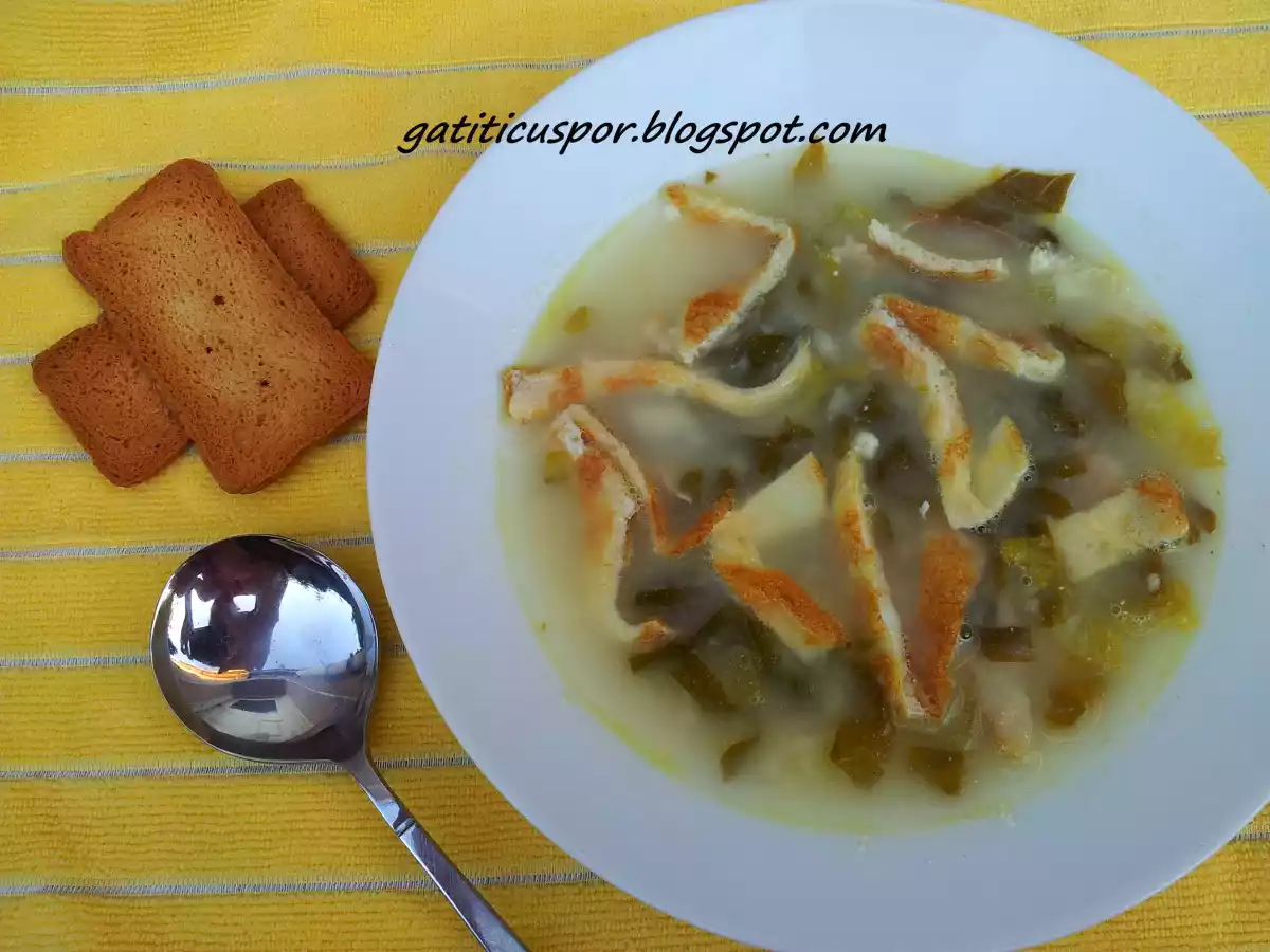 Ciorba De Salata Verde Cu Bacon Si Omleta - poza 3