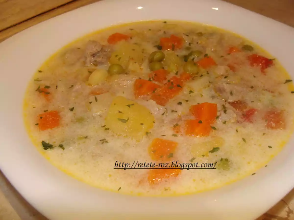 Ciorba taraneasca de porc