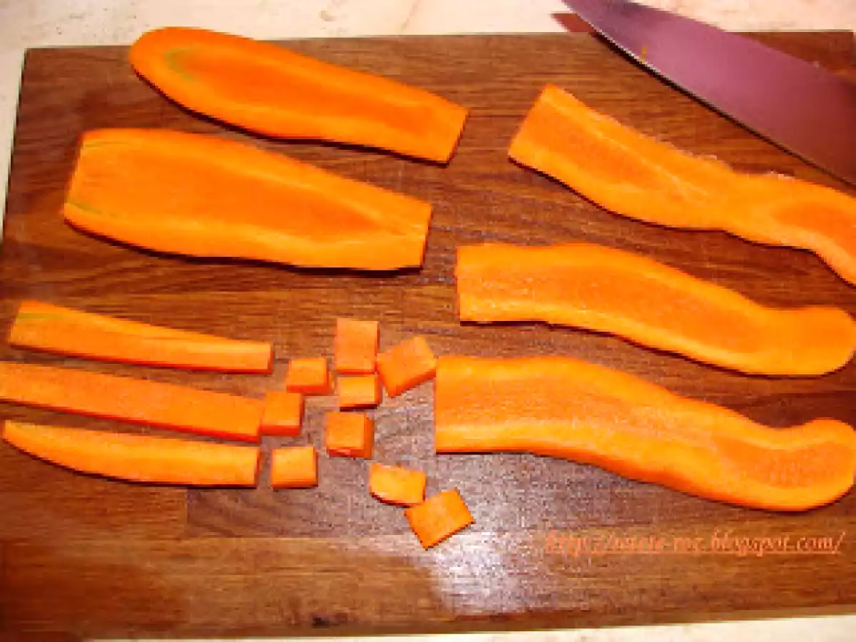 Ciorba taraneasca de porc - poza 5