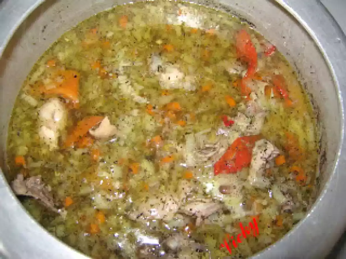 Ciorba taraneasca de pui - poza 8
