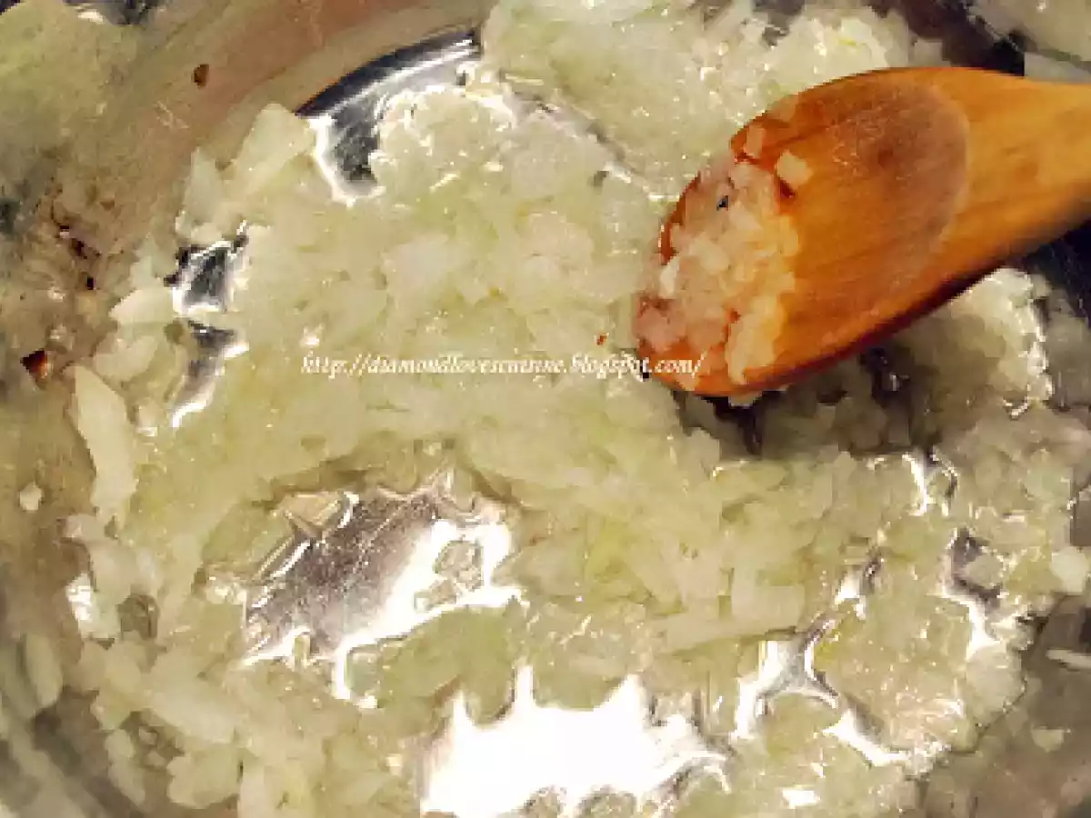 Ciulama de ciuperci cu mamaliguta - poza 4