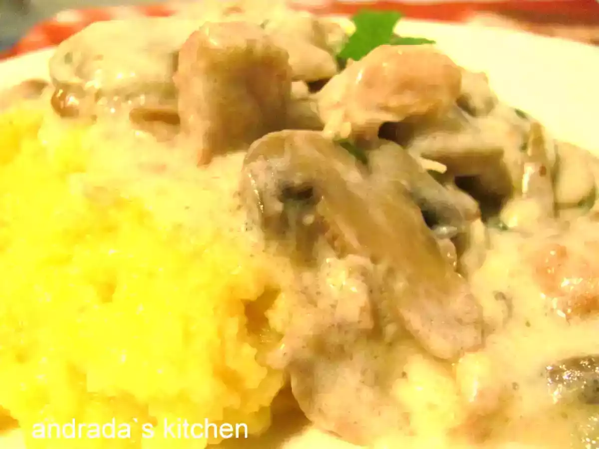 Ciulama de ciuperci cu pui - poza 2