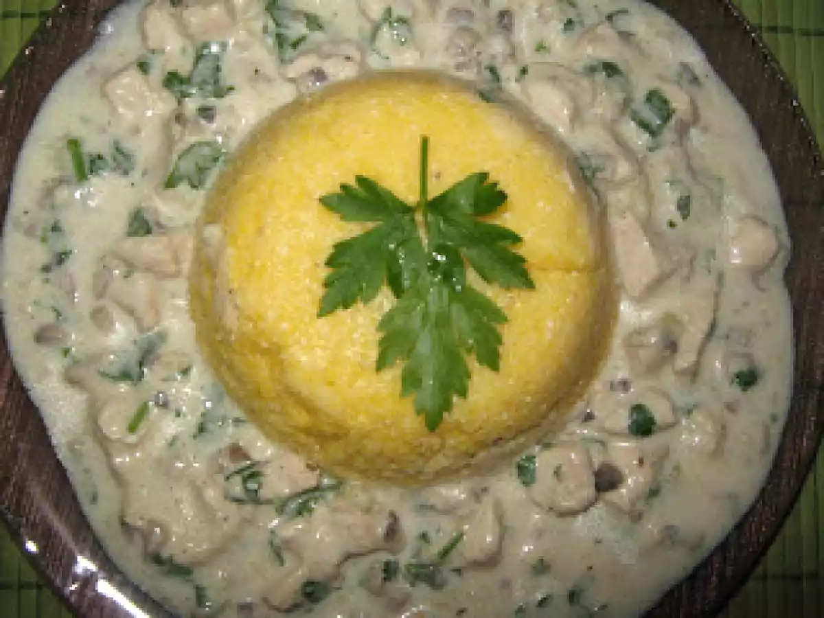 Ciulama din piept de pui