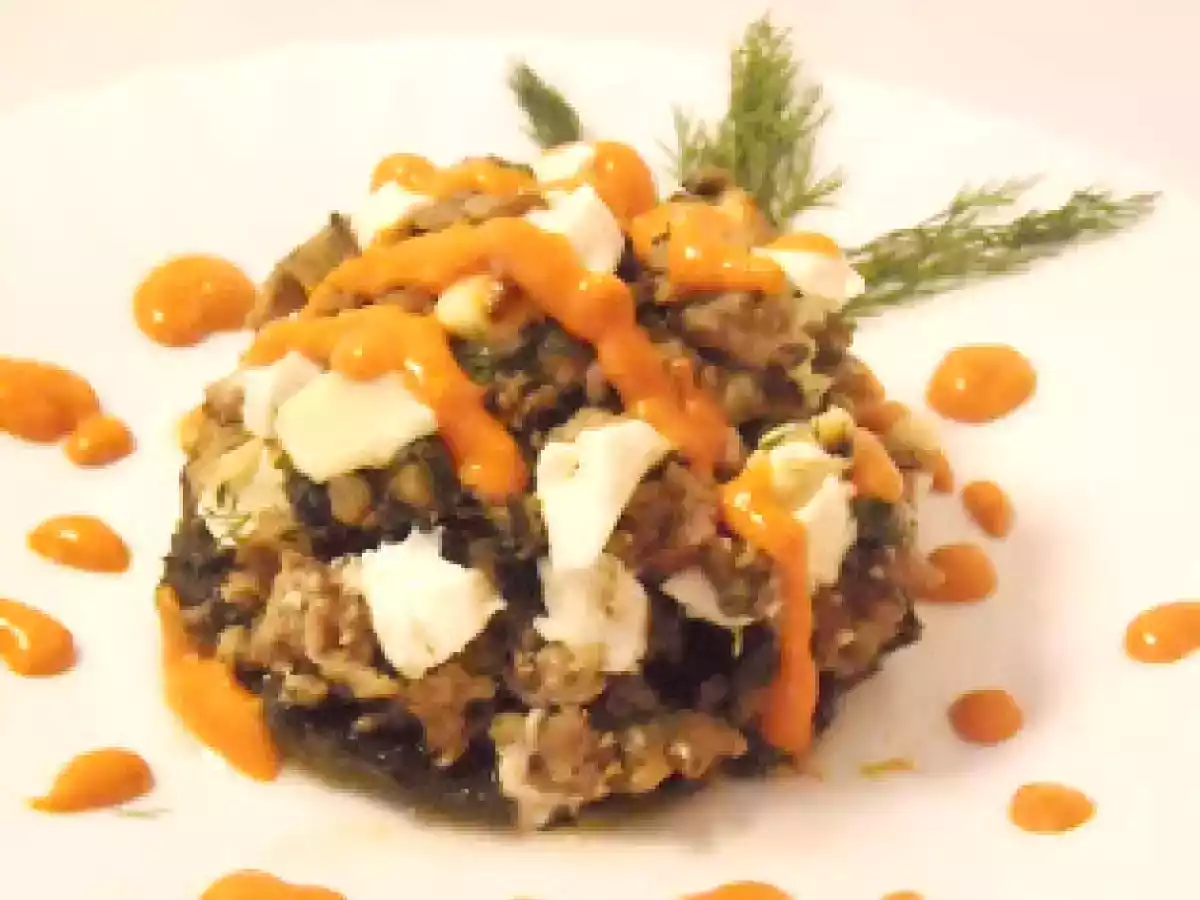 Ciuperci cu amestec de carne tocata