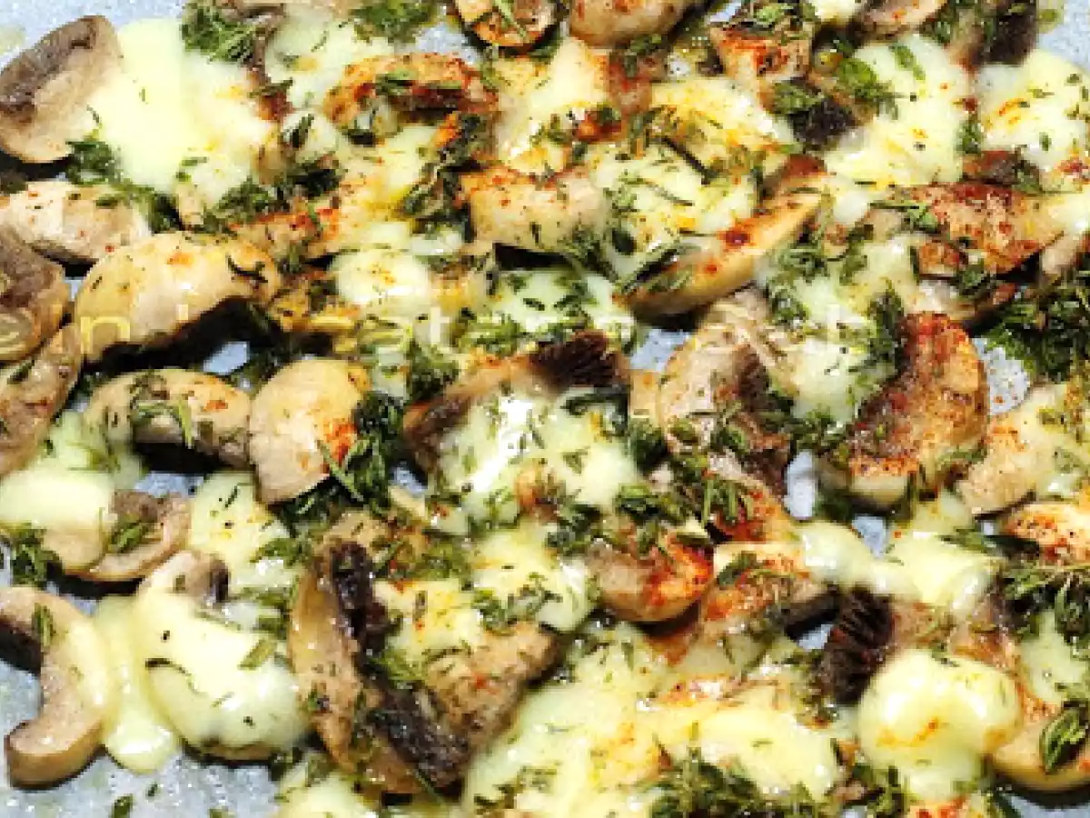 CIUPERCI CU MOZZARELLA SI CIMBRU - poza 2